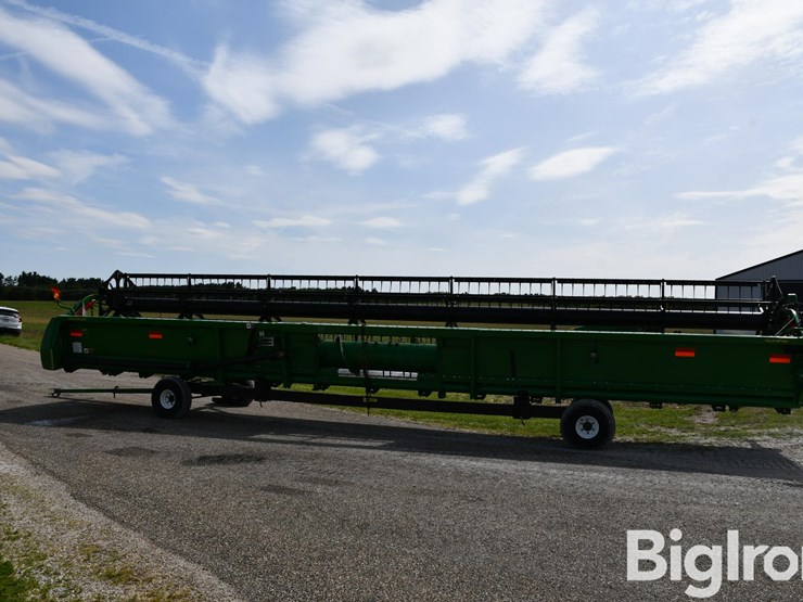 2017-john-deere-635f-image-6