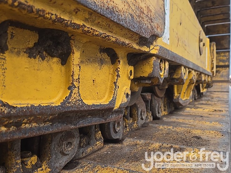 2021-komatsu-d39px-24-image-12