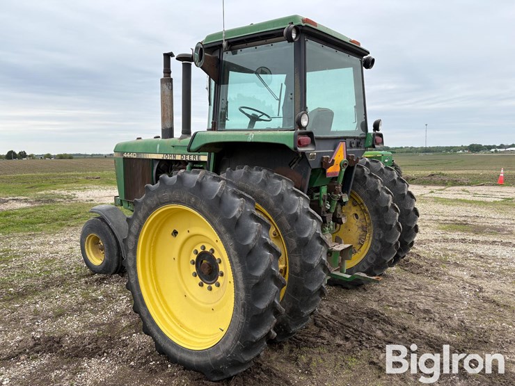 1982-john-deere-4440-image-7