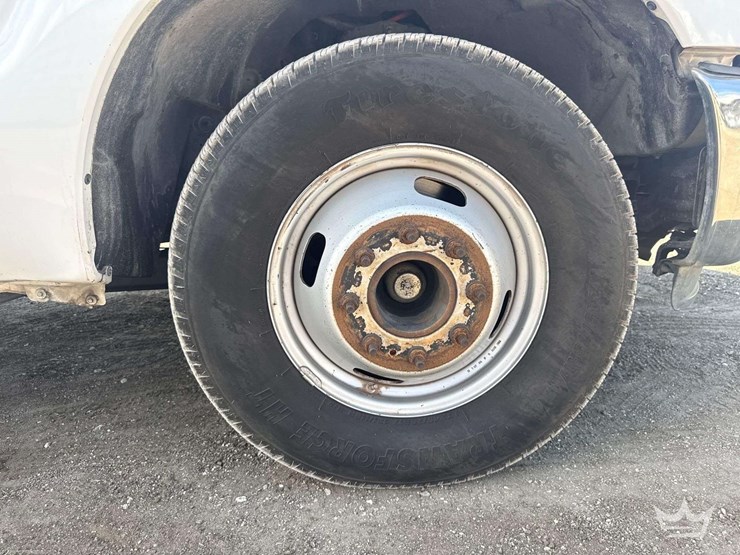 2015-ford-f350-image-32