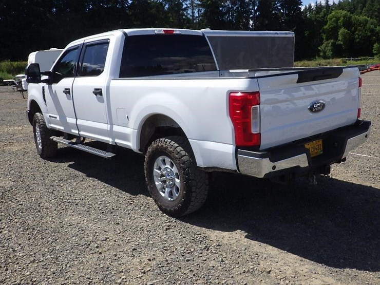 2017-ford-f250-image-7