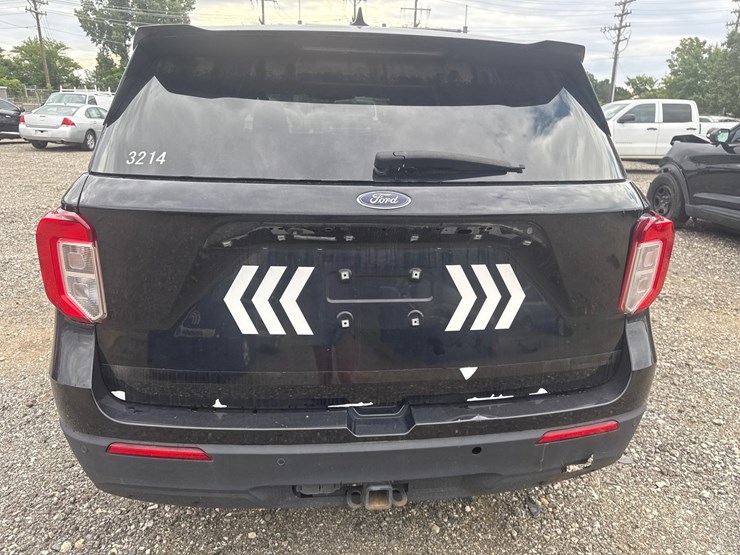 #43-•-2021-ford-interceptor-suv-image-7