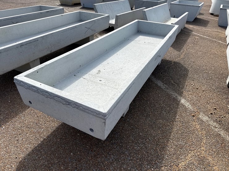#9483-•-3x10-concrete-feed-trough-image-1