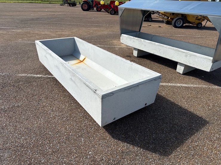 #9470-•-3x10-contrete-water-trough-image-2