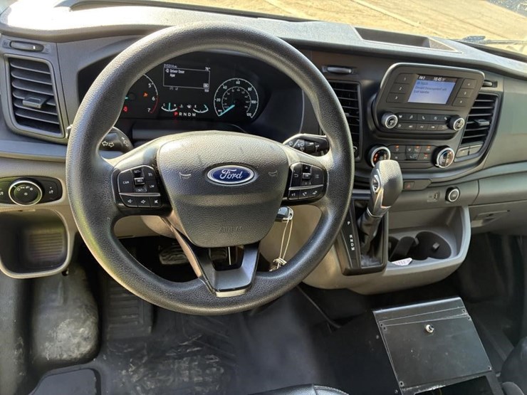 2020-ford-transit-image-14