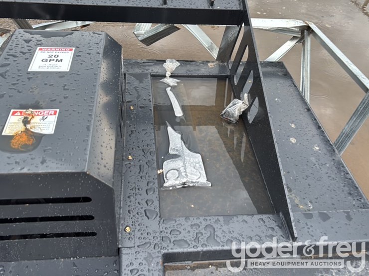 unused-jct-heavy-duty-skidsteer-brush-cutter-w/-stump-jumper-and-gift-extra-blades-image-5