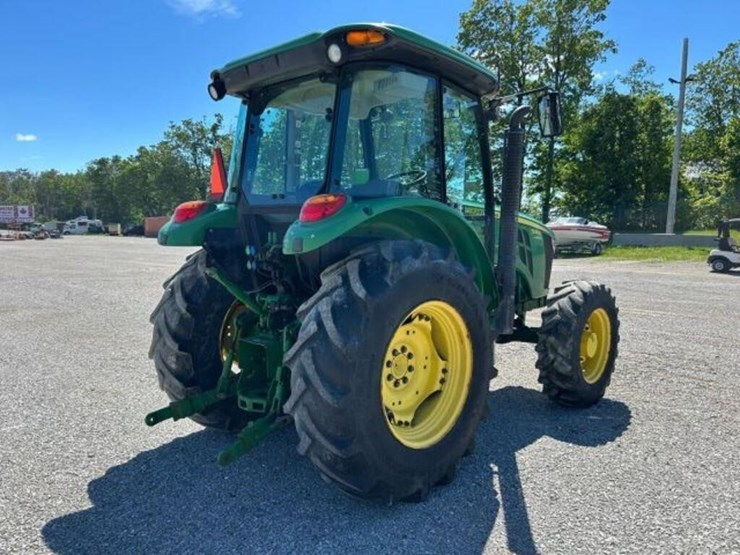 2016-john-deere-5085e-image-4