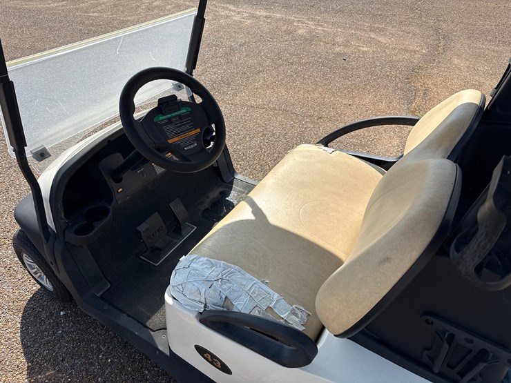 #9459-•-2021-club-car-precendent-w/charger-image-6