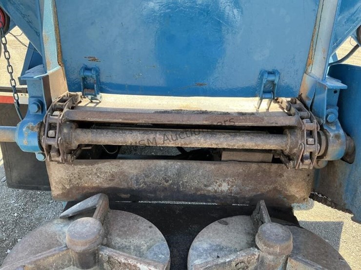 2000-international-4700-image-13
