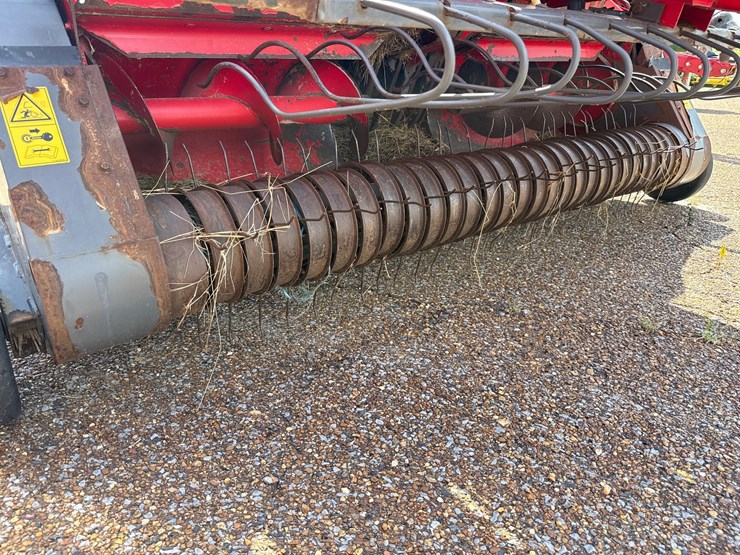 massey-ferguson-1840-image-9