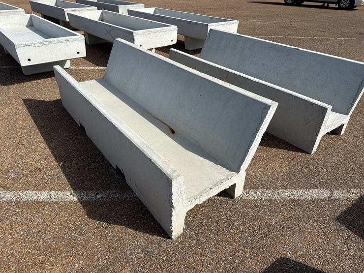 #9480-•-8ft-concrete-"j"-feed-trough-image-3