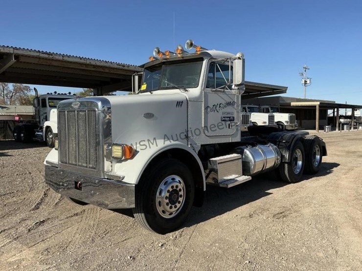 1999-peterbilt-357-image-1