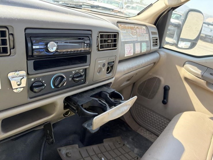 2004-ford-f250-image-15