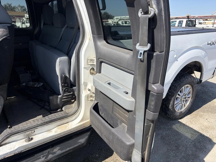 2011-ford-f150-xlt-image-12