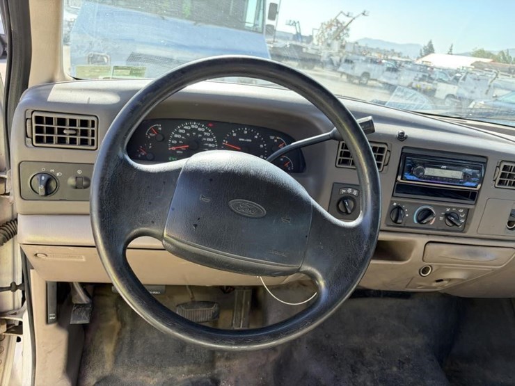 2002-ford-f350-sd-image-16