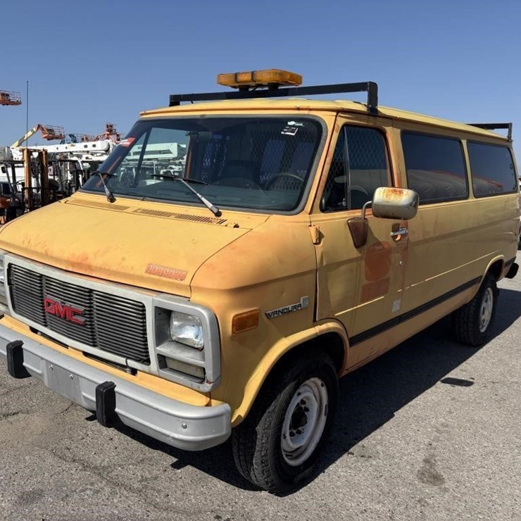1992 UTILITY Van