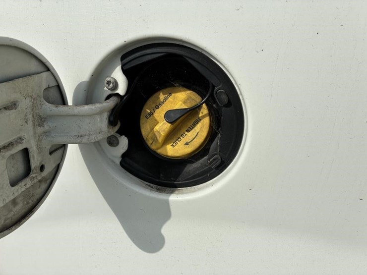 2012-dodge-caravan-image-6