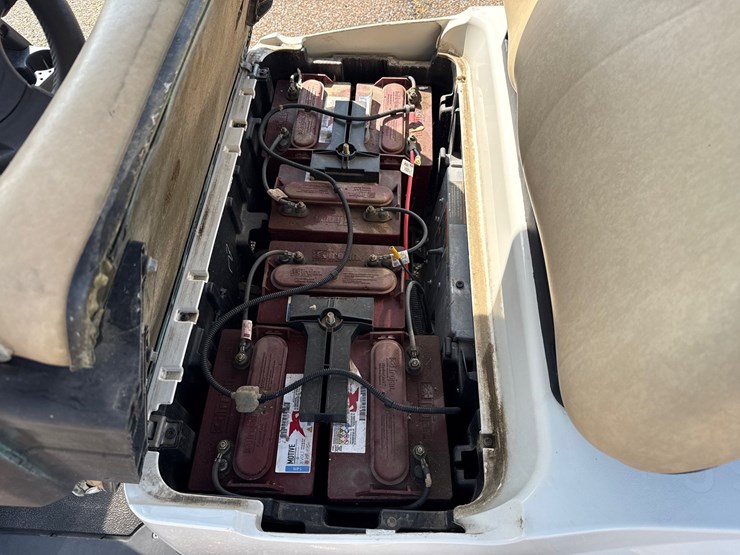 #9459-•-2021-club-car-precendent-w/charger-image-7