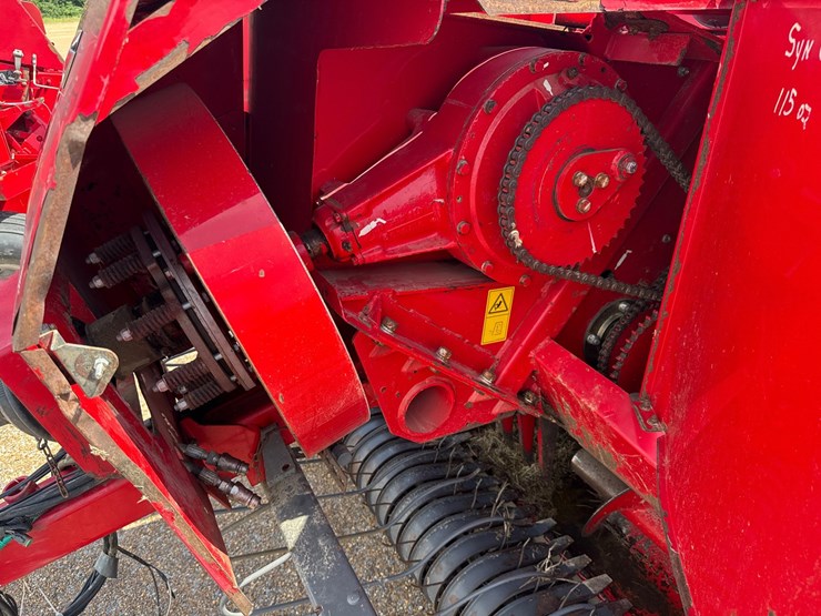 massey-ferguson-1840-image-14