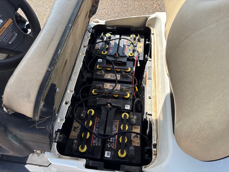 #9454-•-2021-club-car-precedent-w/charger-image-10