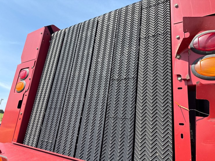 case-ih-rbx463-image-15
