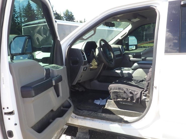 2017-ford-f250-image-24