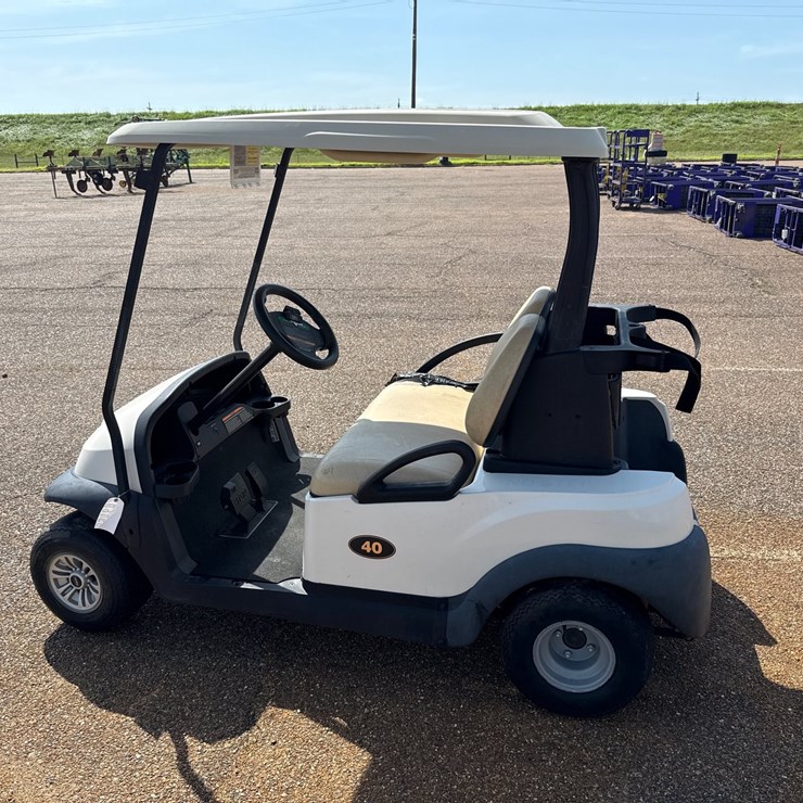 #9450 • 2021 Club Car Precedent w/charger