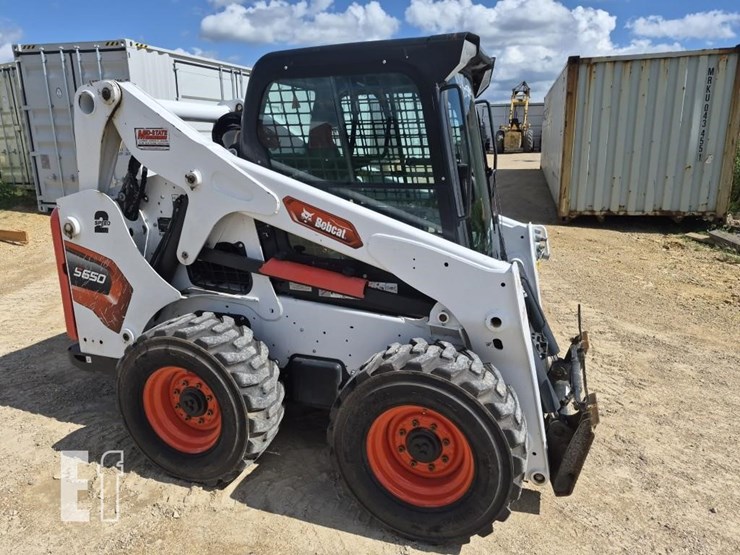 2024-bobcat-s650-image-8