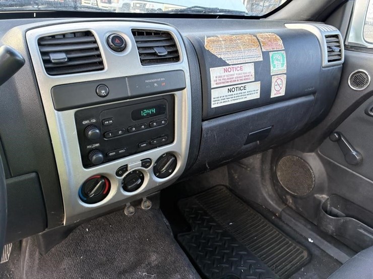 2009-chevrolet-colorado-image-17