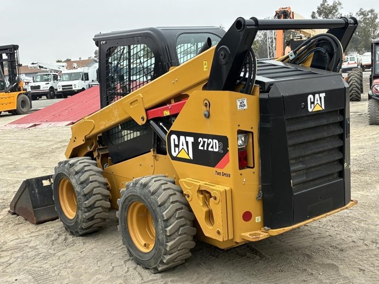 2016-caterpillar-272d2-image-4