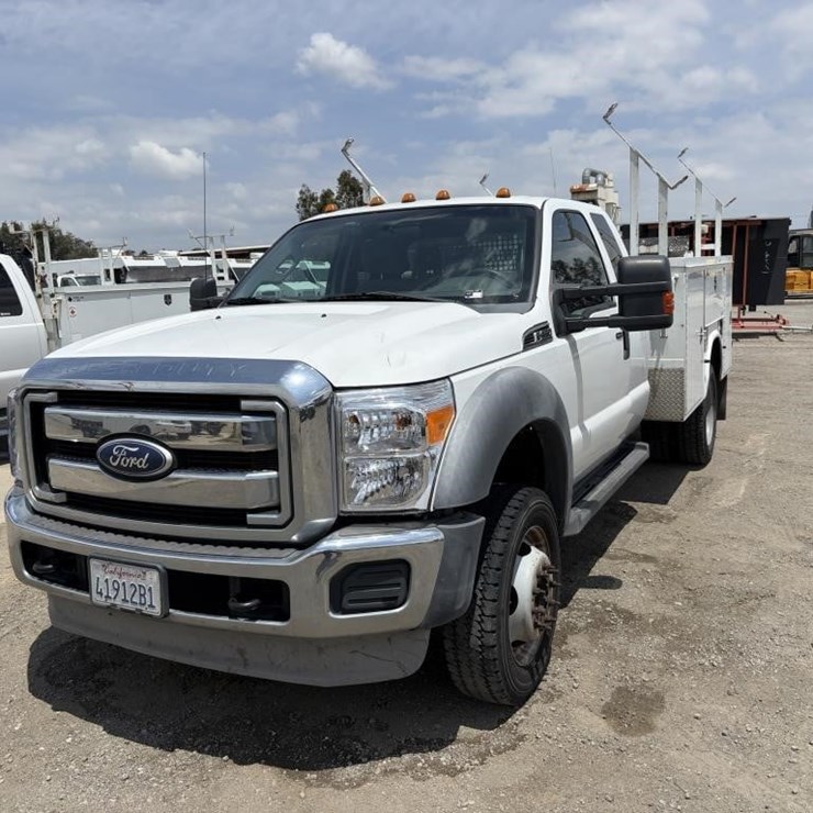 2011 FORD F450