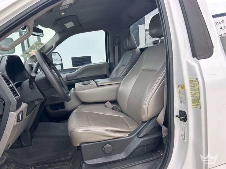 2019-ford-f250-image-13