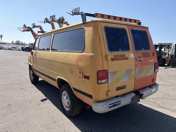 1992-utility-van-image-4