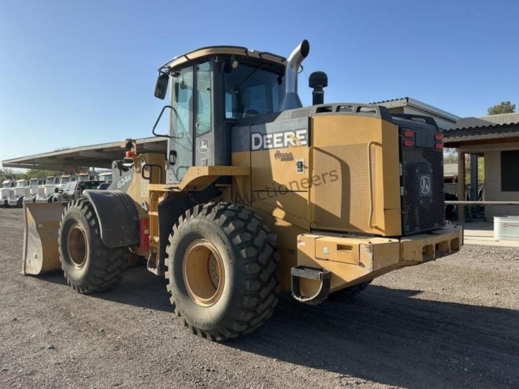 2017-deere-624k-image-7