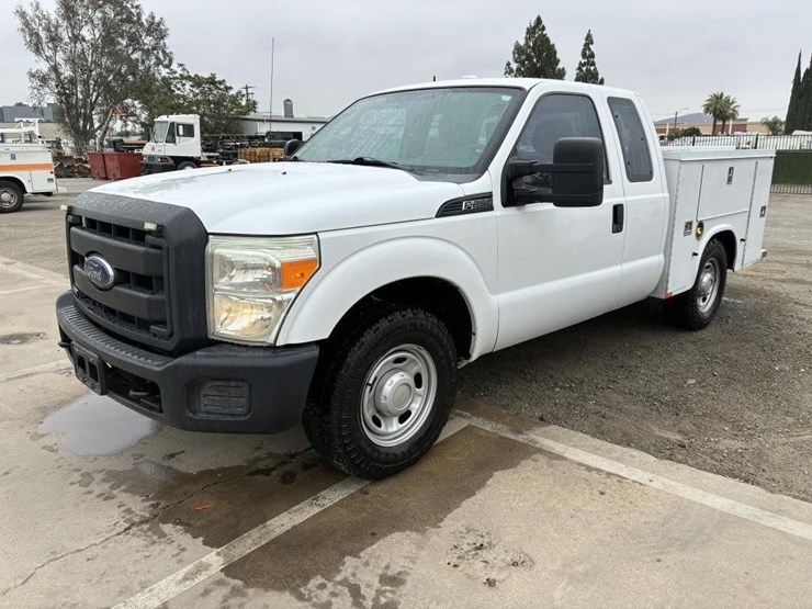 2014-ford-f250-image-1