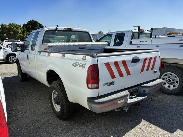 2004-ford-f250-image-4