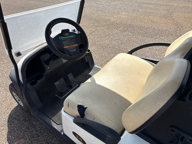 #9455-•-2021-club-car-precedent-w/charger-image-9