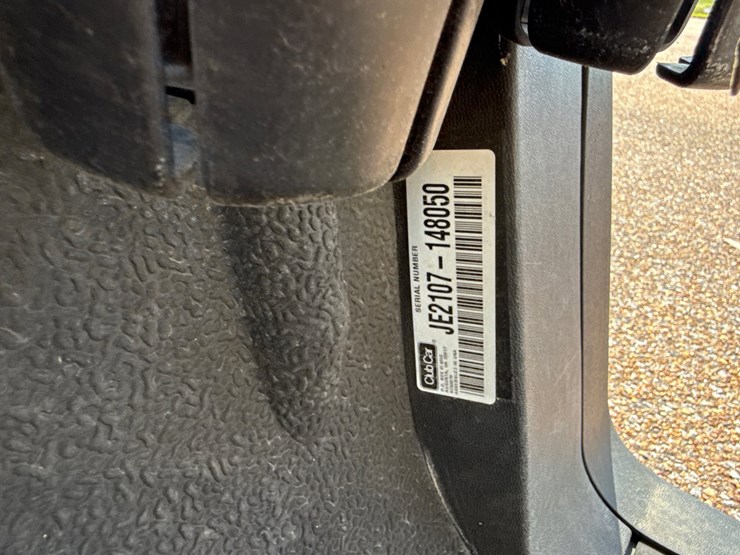 #9455-•-2021-club-car-precedent-w/charger-image-11
