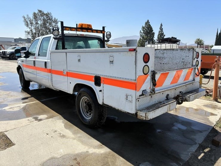 2001-ford-f350-image-4