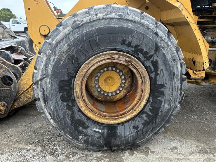 2016-caterpillar-950m-image-12