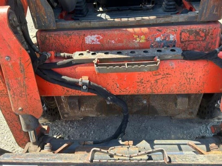 2018-kubota-ssv65-image-63