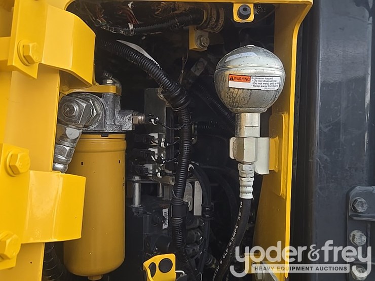 2021-komatsu-d39px-24-image-29