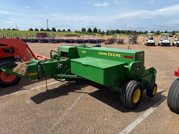 john-deere-348-image-5
