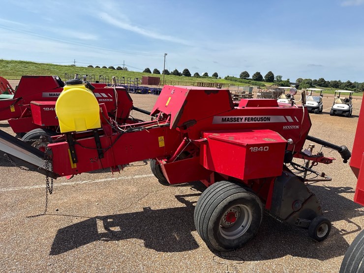massey-ferguson-1840-image-7