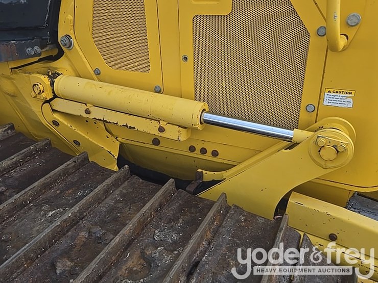 2021-komatsu-d39px-24-image-23