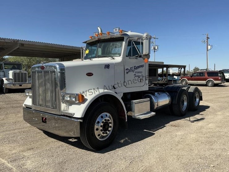 2004-peterbilt-378-image-1