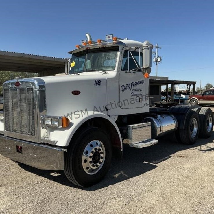 2004 PETERBILT 378