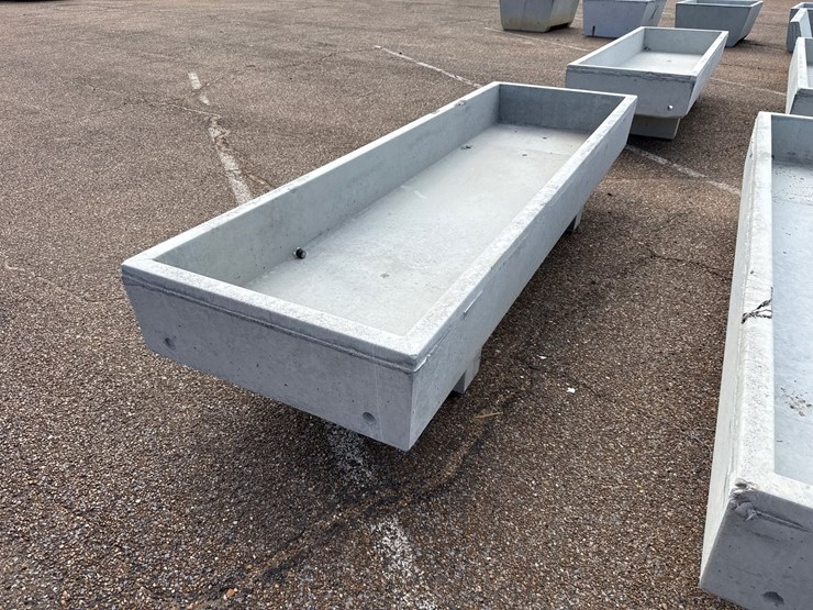 #9489-•-3x10-concrete-feed-trough-image-1