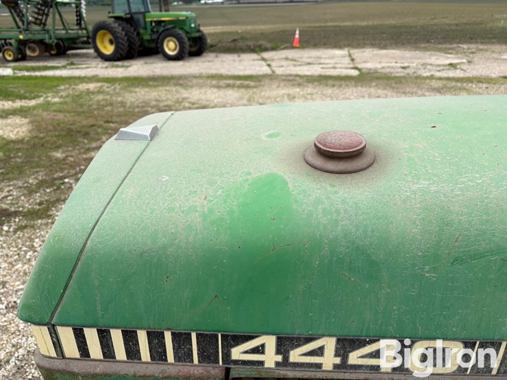 1982-john-deere-4440-image-17