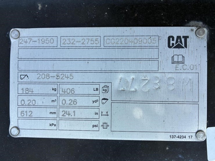 caterpillar-24-image-5